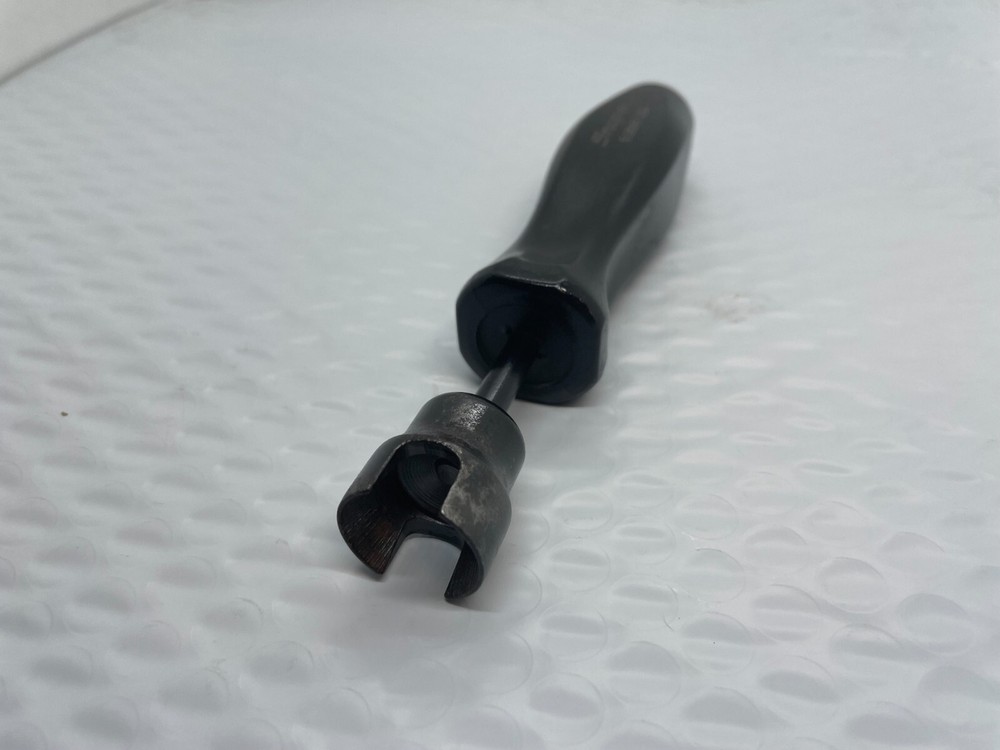 Snap-On B1356E Hold down brake spring tool