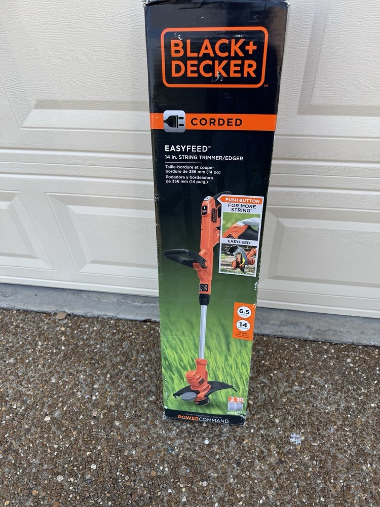 BLACK+DECKER EASYFEED 14 in. Corded String Trimmer Edger, Adjustable