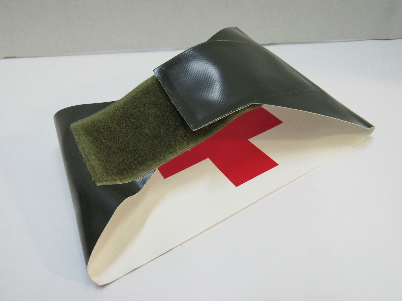 Vintage Swedish Red Cross Armband Medic First Aid OD White Reversible NOS Sweden