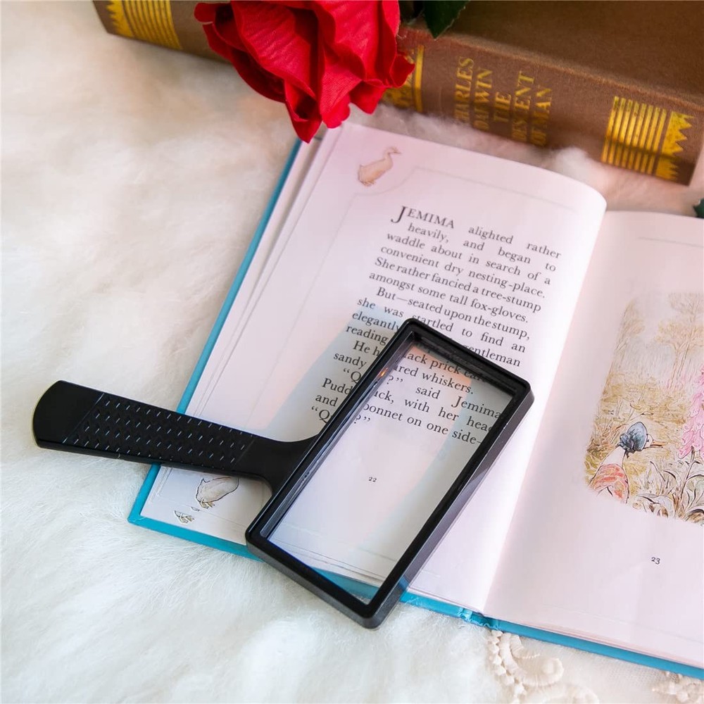 Large Rectangular Handheld Magnifying Glass，5X Magnification，4x2inches Handhe...