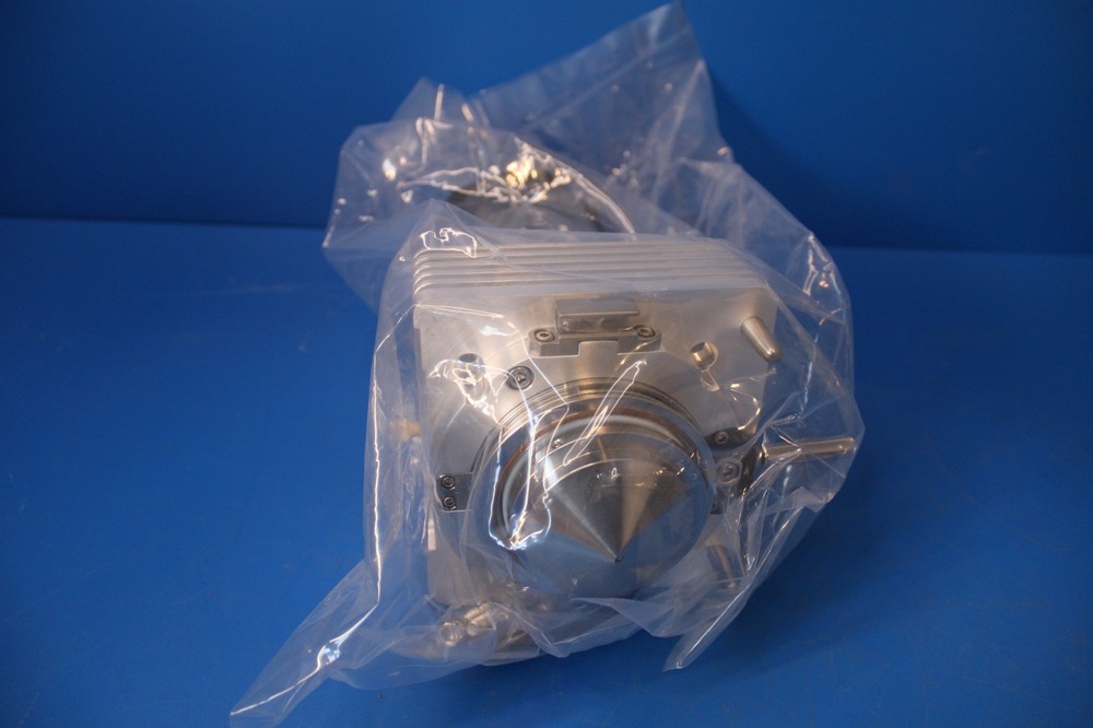 Thermo Fisher 70111-60482 API Ion Source Interface Mounting Flange TSQ Quantum