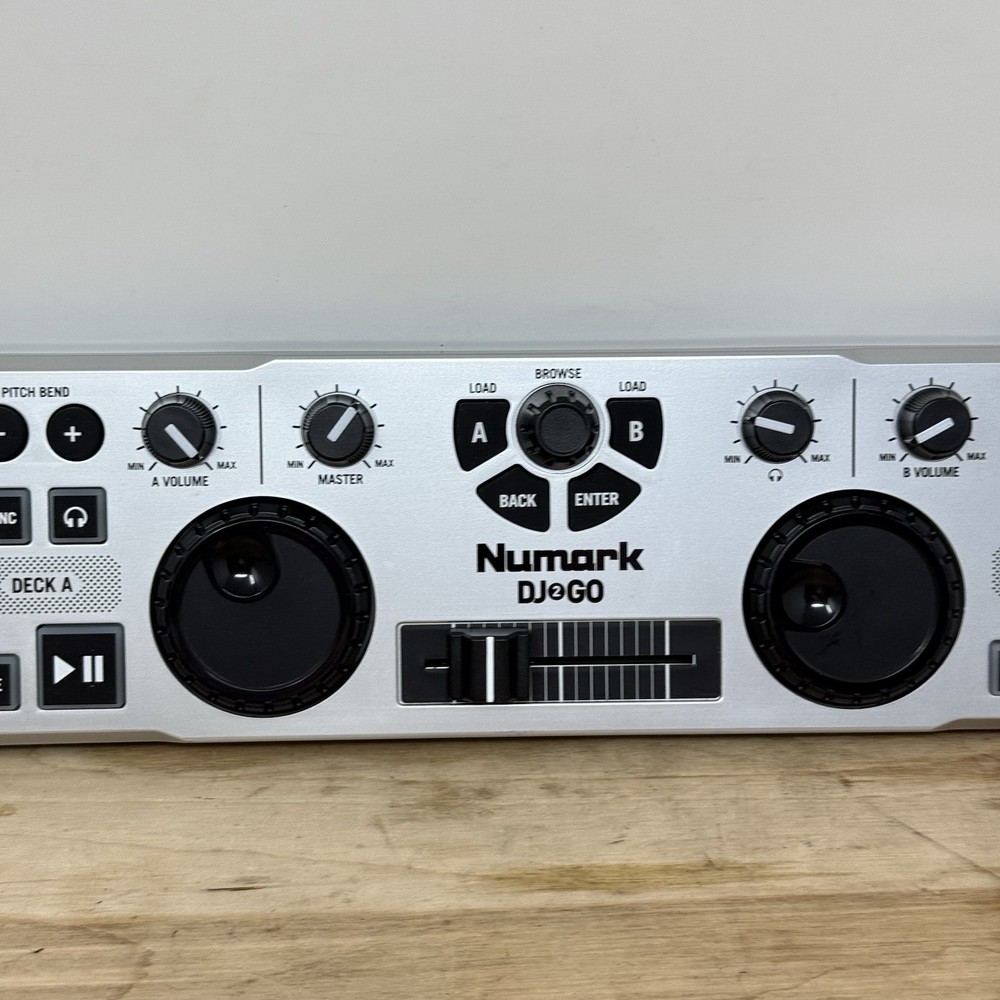 Numark DJ2GO Ultra Portable MIDI Capable Silver DJ Controller USB for Mac/PC