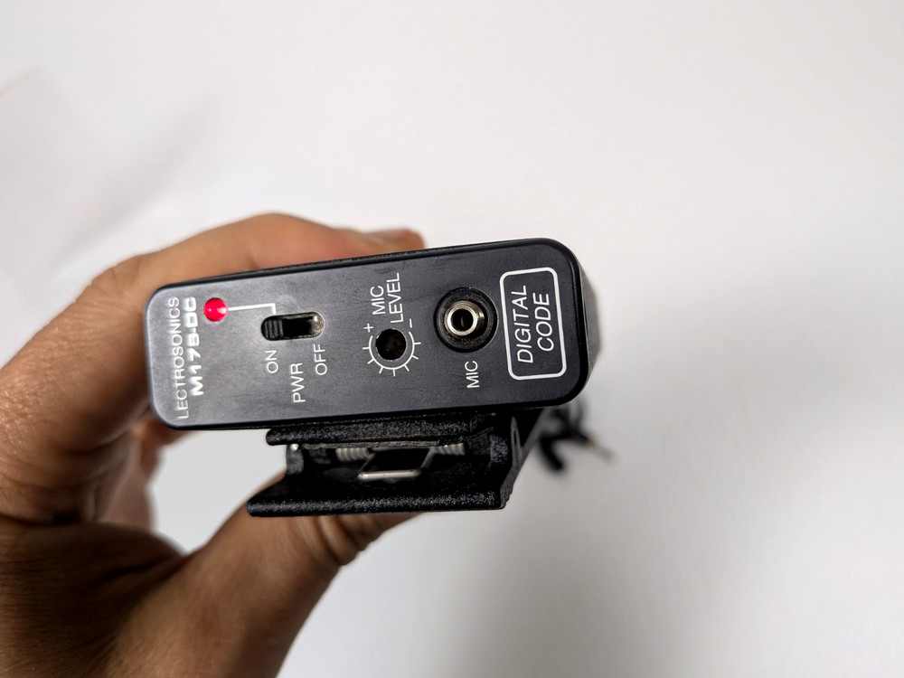 Lectrosonics M175-DC Wireless Beltpack Transmitter & M119MC Microphone NICE