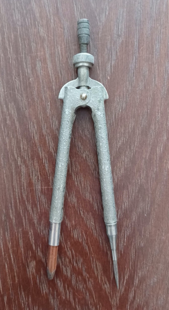 Vintage Embossed Metal Bow Compass Divider • Drafting Tool