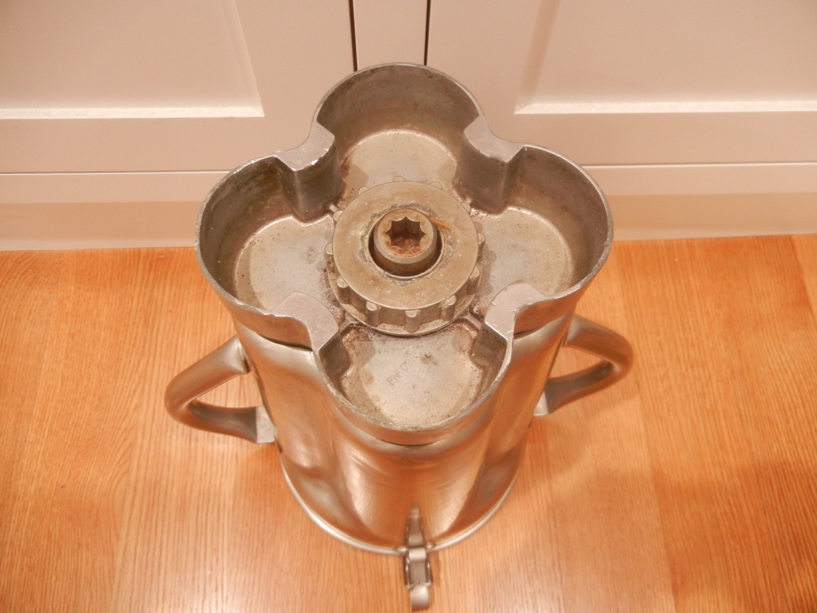 Waring Commercial Blender Stainless Steel Jar with Lid cb15