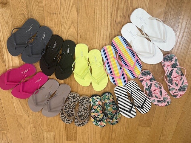 Old Navy Women’s Flip Flops B&W, Stripe, Polka Dot, Palm, Glitter, Sz 6-11