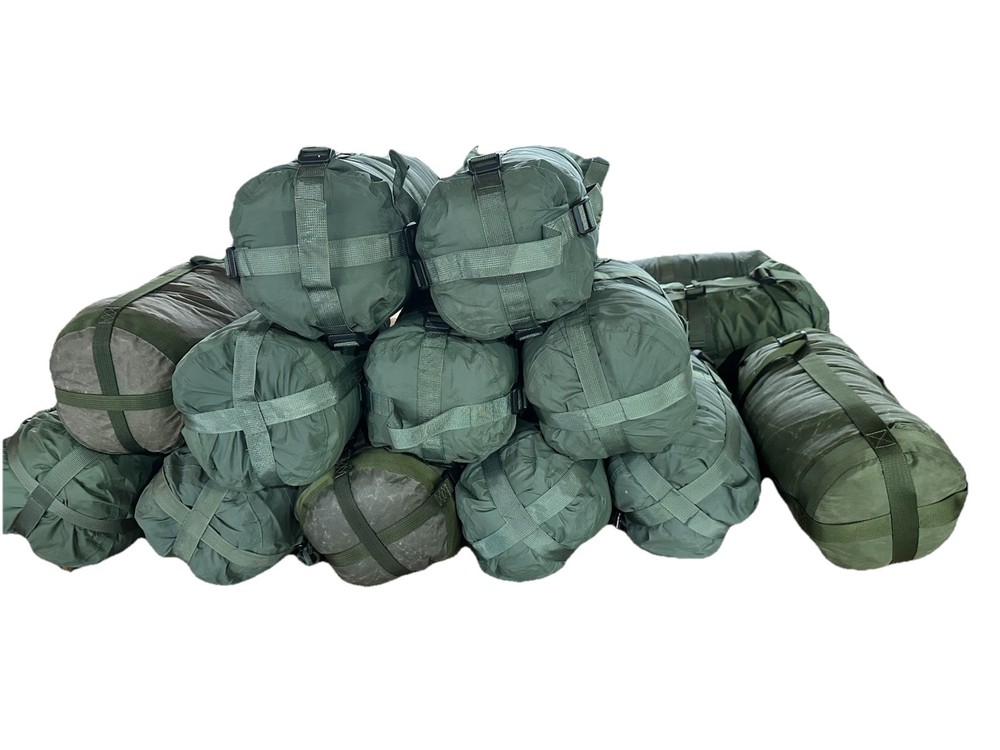 British Army Lightweight Sleeping Bag With Compression Sack Size Medium