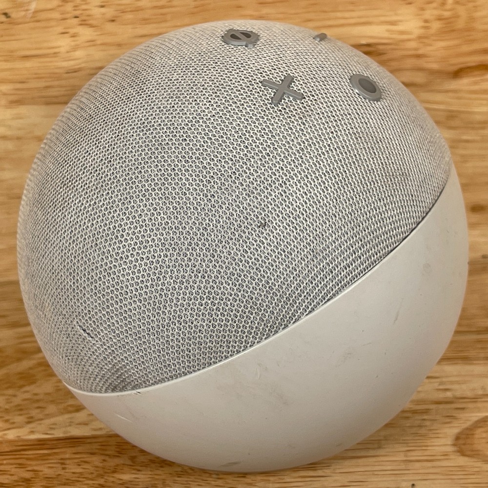 Amazon Echo Dot 4th Generation Wireless Bluetooth Alexa Enabled Smart Speaker