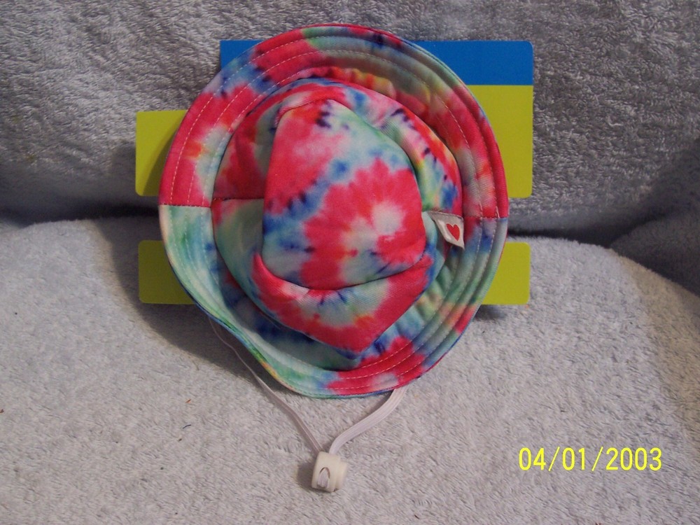 Dog Hat Multicolor Head Girth 15" - 18" Medium / Large