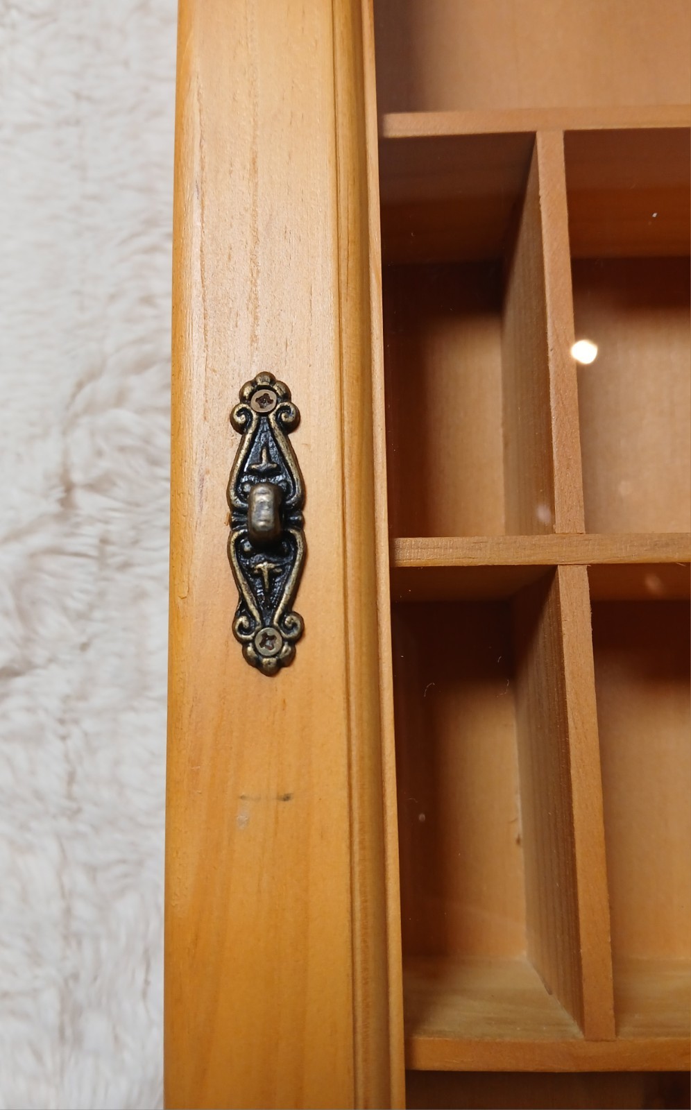 Vintage wood shadow box wall cabinet 22 Compartments Light Wood 16×11