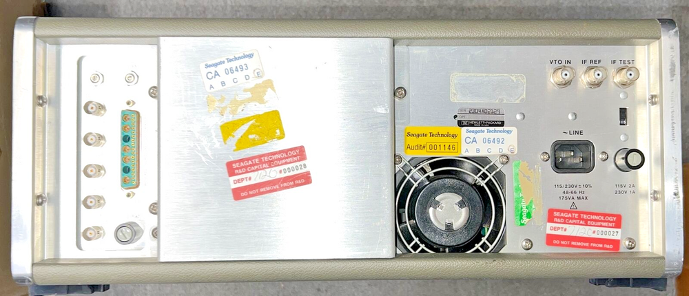 HP 8407A Network Analyzer & 8412B Phase Magnitude Display D6