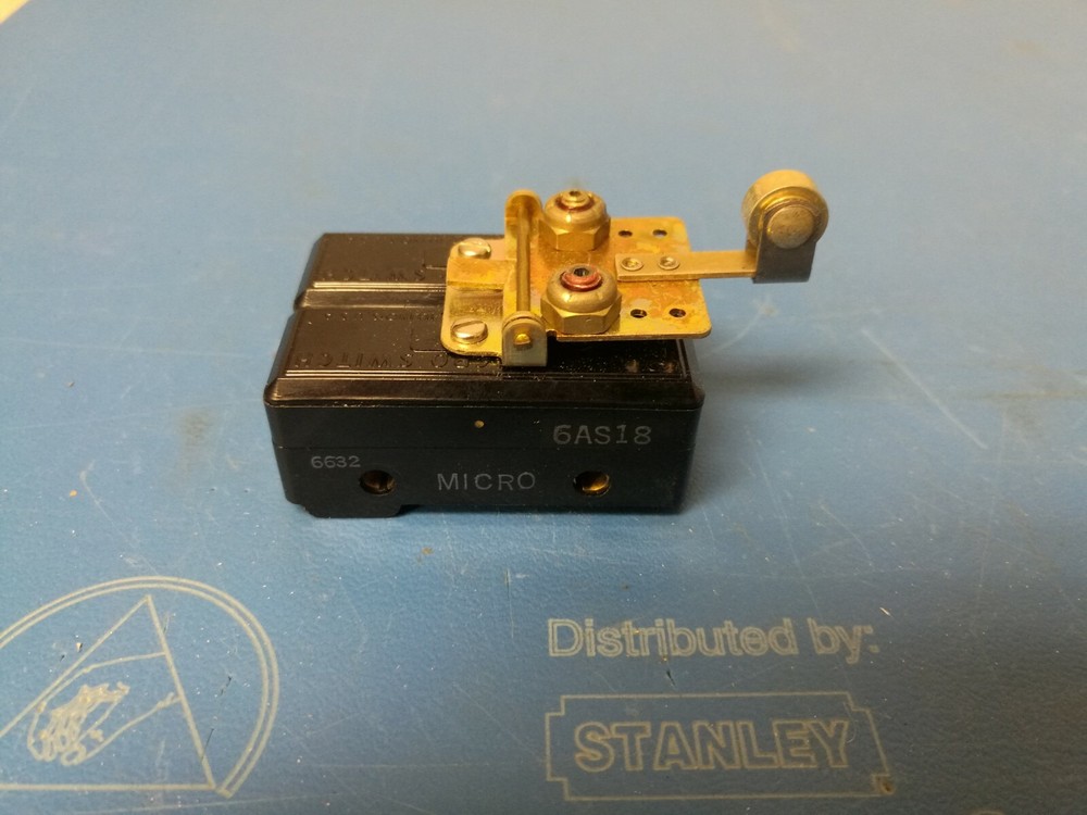 Micro Switch 6AS18 Dual Roller Switch Honeywell NEW