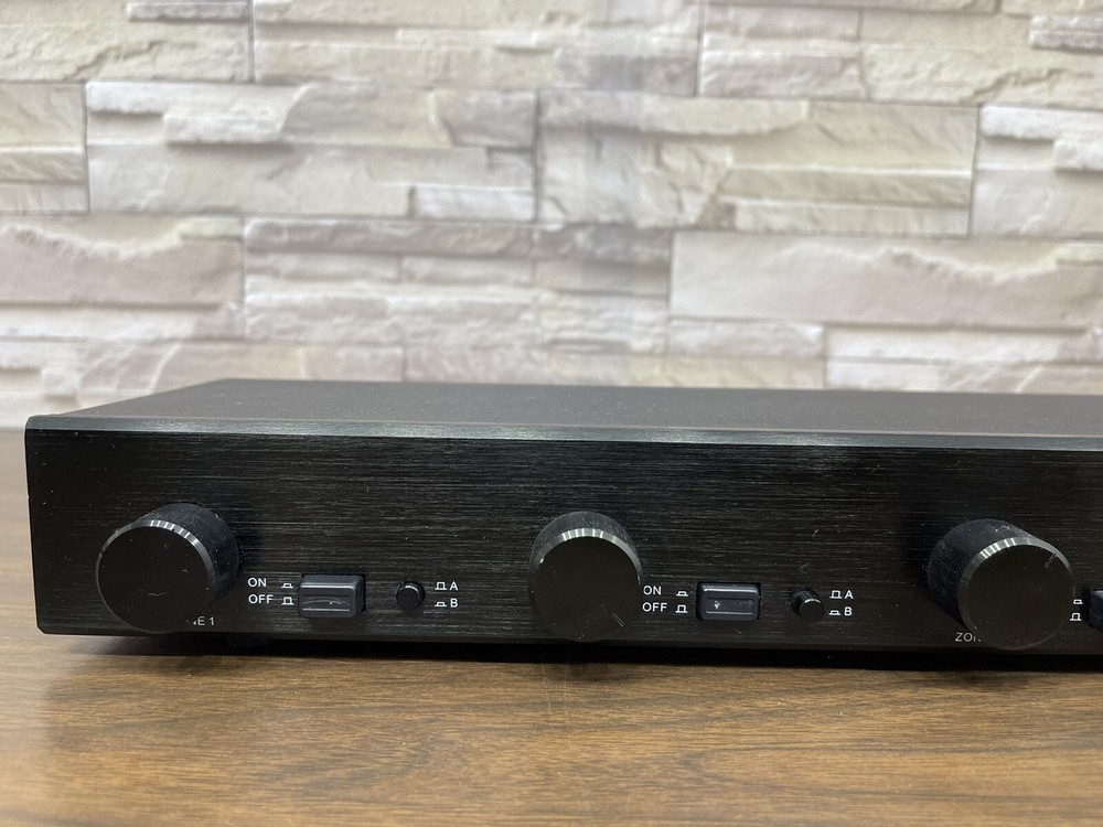 Phoenix Gold VSS4 Volume Control Dual Source Switcher