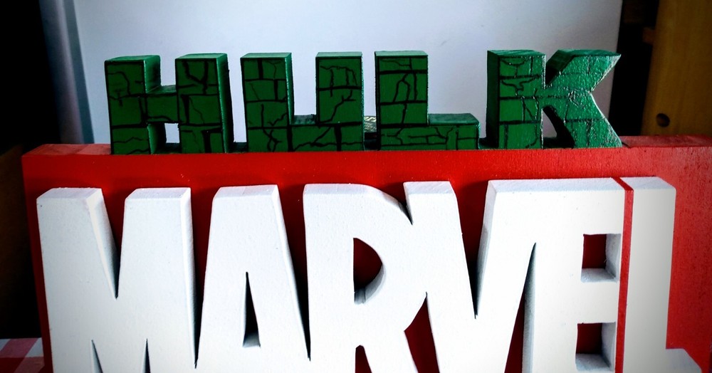 Marvel Comics 3D Wooden Wall Decor Hulk Logo