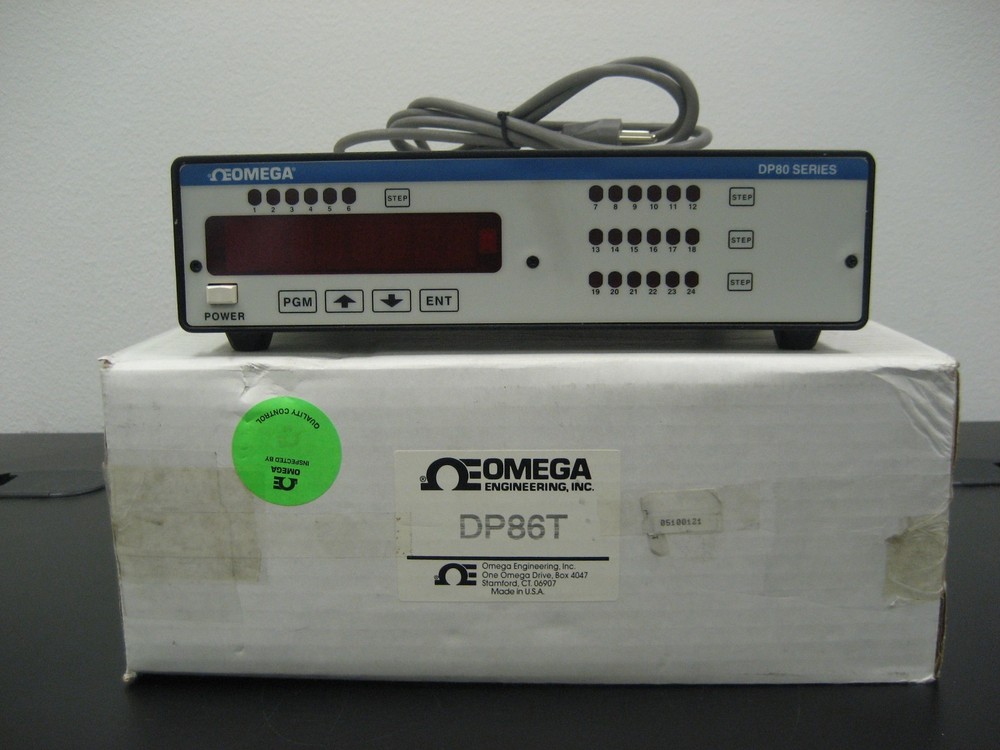 Omega Temperature Data Logger DP86T **NEW**