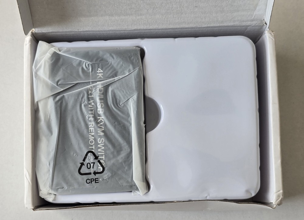 4K HD USB KVM Switch 2X1 with Remote New.