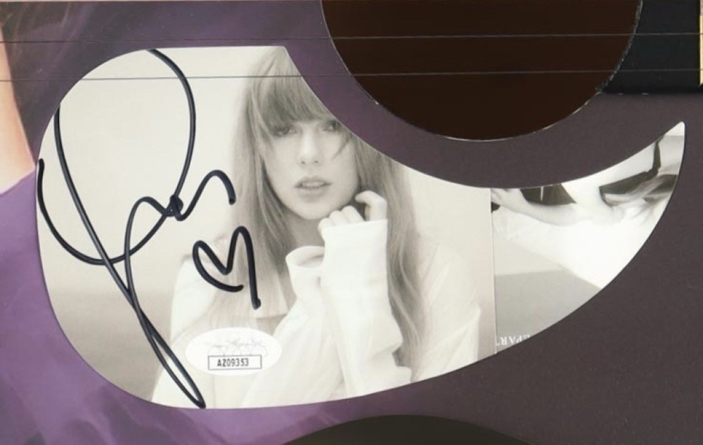 Taylor Swift Autographed Acoustic Guitar JSA Authenticated Printed Image