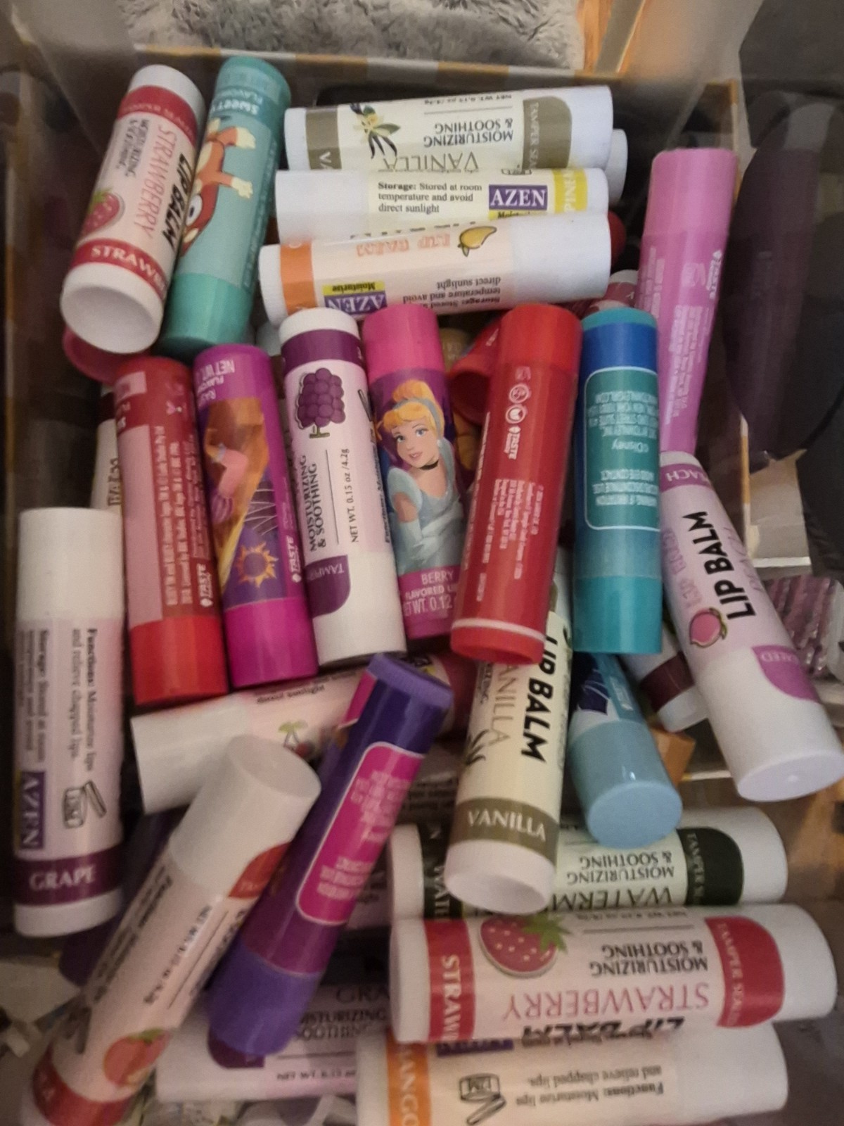 Kids Mystery Scoop + Bonus Toy Surprise/ Fun & Random/ Ages 8-12