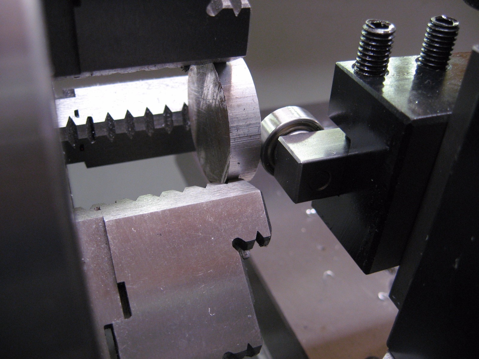 Small Stock Centering Tool, Lathe Bump Roller, Truing Tool. 0XA, AXA, BXA, 1/2"