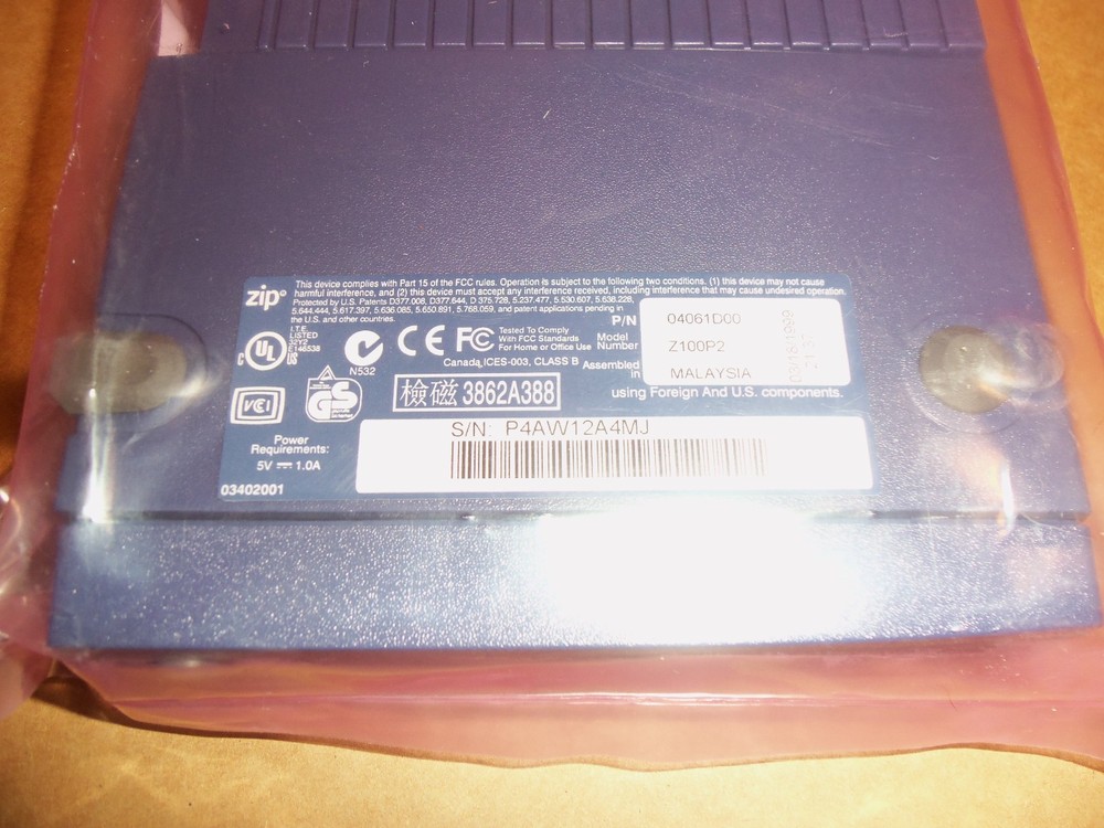 Iomega Zip100 Zip-Drive Parallel Interface Open Box 100MB Exernal No AC Adapter