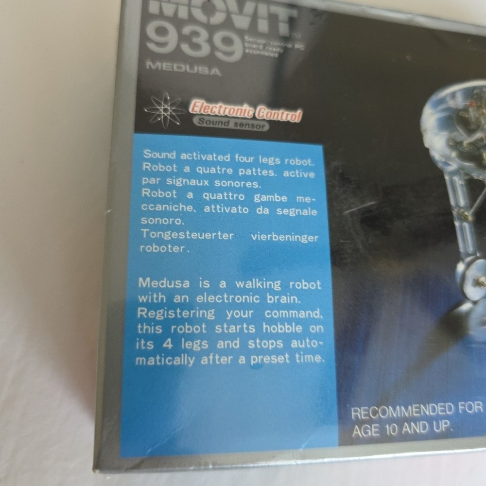 Movit 939 Sound Activated Robot Electronic Educational Kit