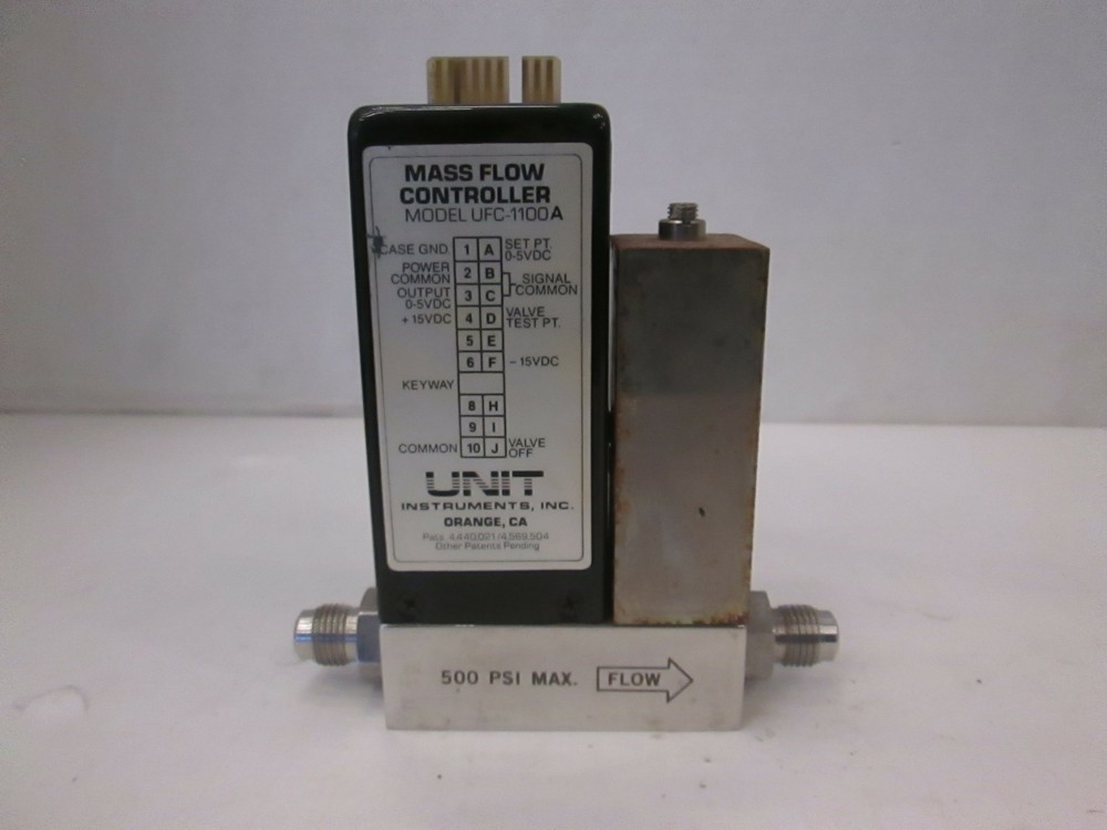 Unit UFC-1100A, Mass Flow Controller, 15 SLM, N2, Used