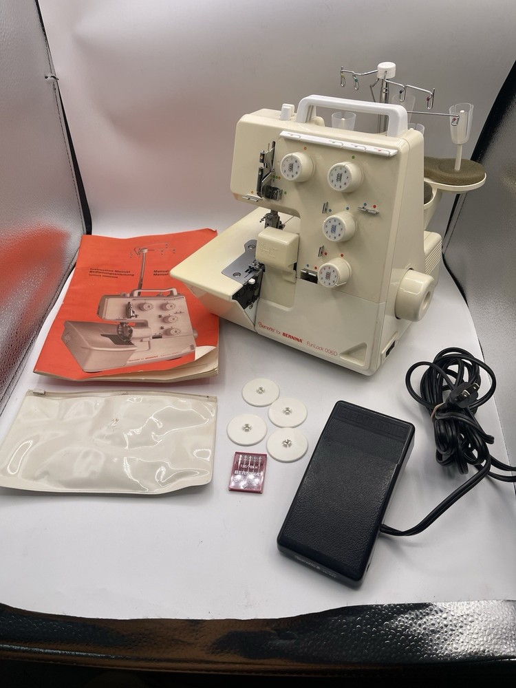Bernette by Berninia Funlock 006D Sewing Machine, Accessories /Tested & Working