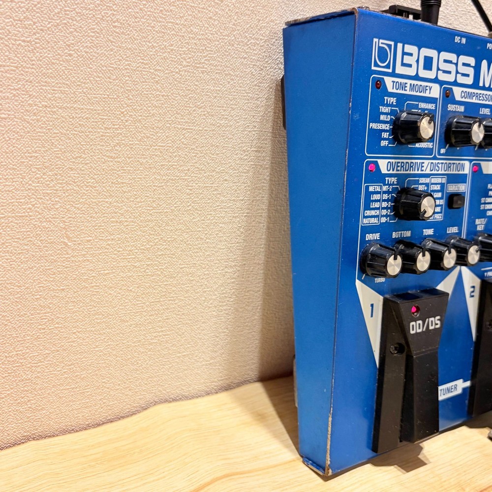 BOSS ME-50 Guitar Multi-Effects Pedal Processor Distortion Modulation Delay Test