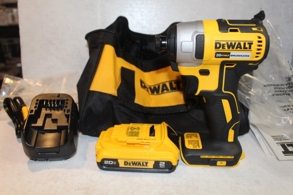 DEWALT DCF845P1 20V Impact Driver - Yellow
