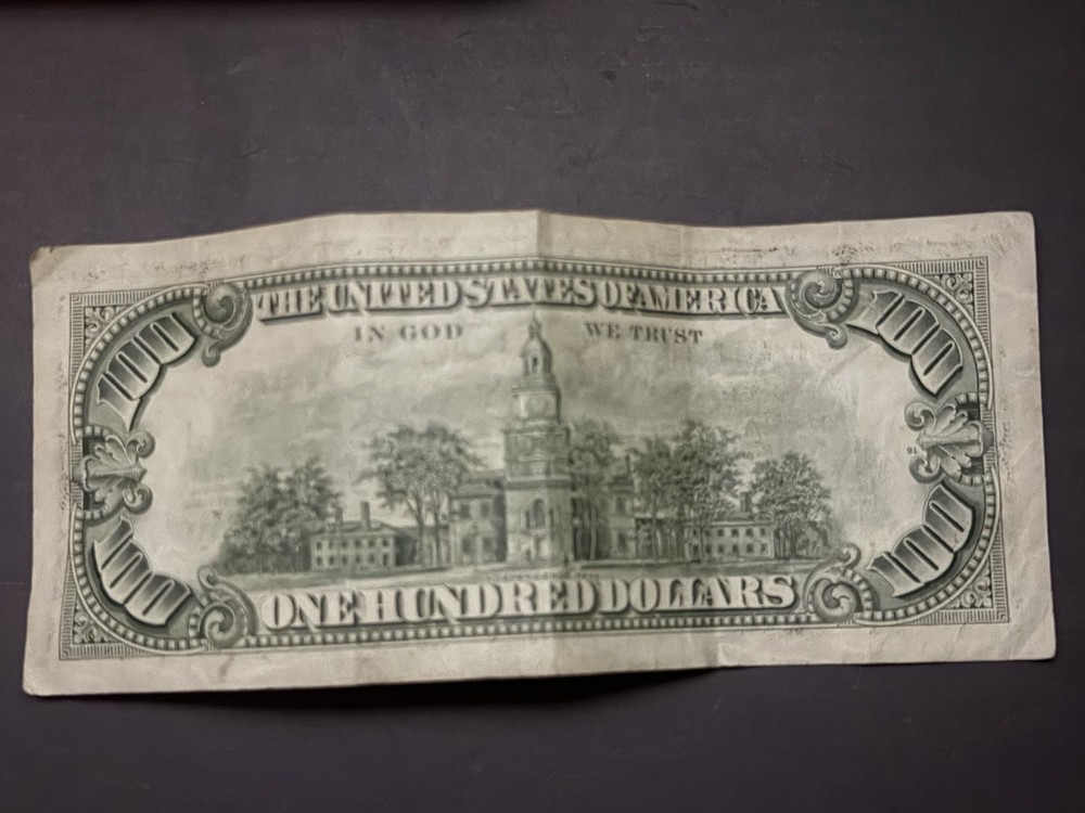 $100 1977 Federal Reserve Note