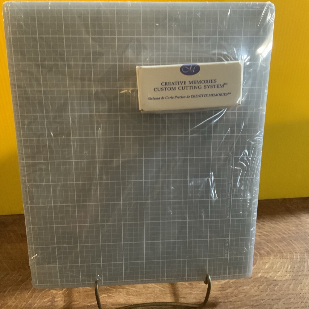 NEW Creative Memories Custom Cutting System Mat & Blades & 12" Edge Patterns