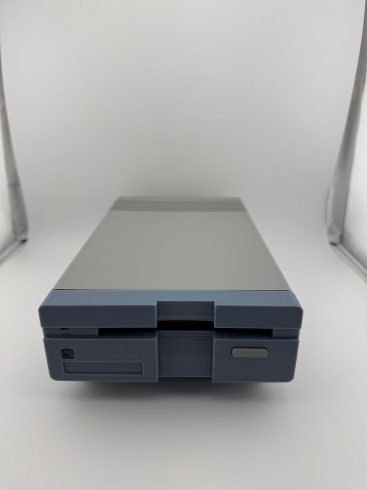 Commodore 1581 Drive Replica 3.5” for Commodore c64 c128