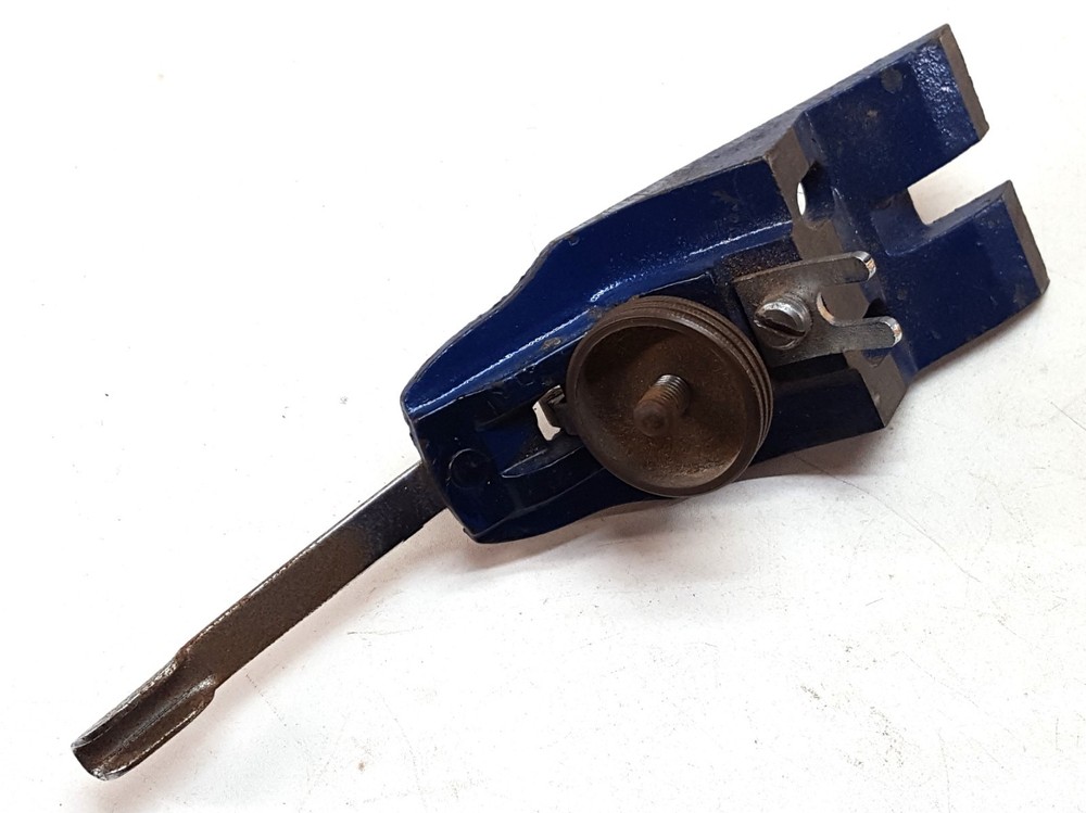 3985 Record No. 04 & 05; Frog