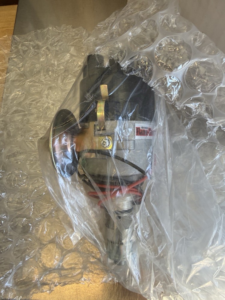 D177600 Flame-Thrower Plug and Play Electronic Ignition Distributor with Ignitor