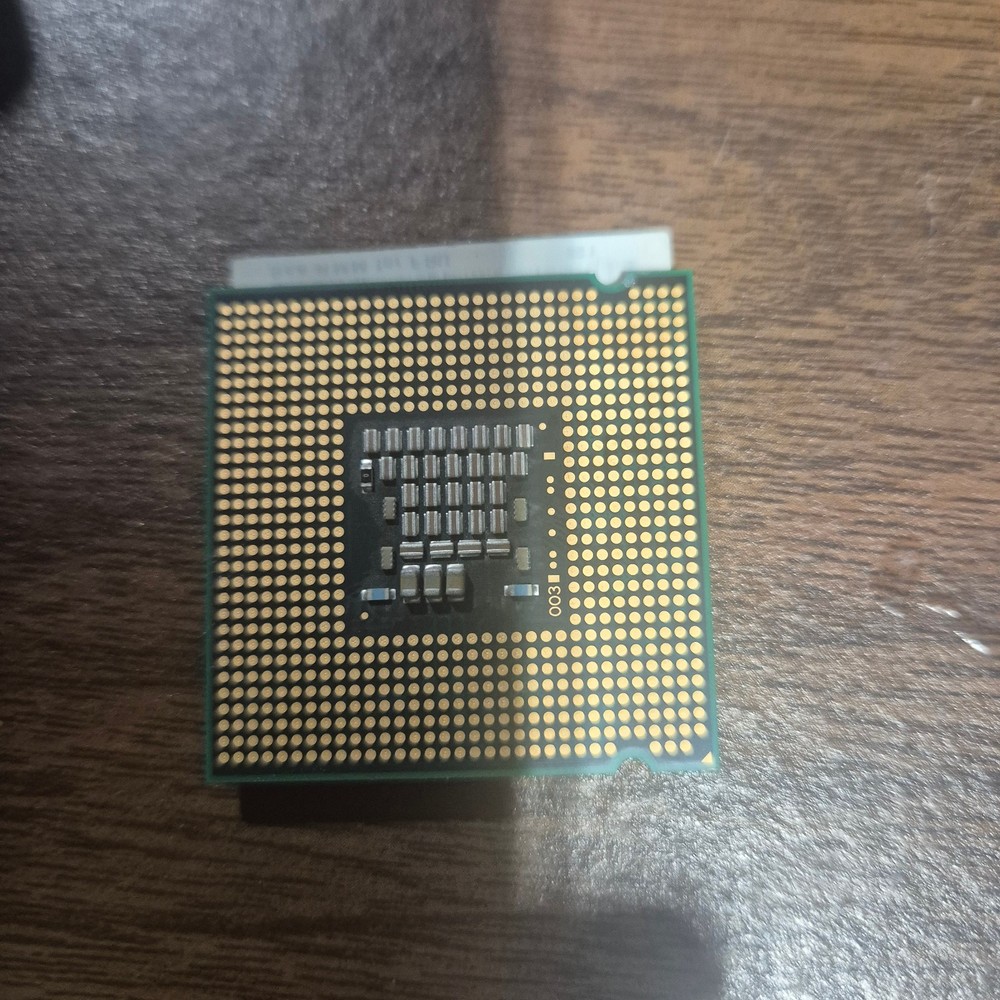 Intel Xeon 3040 1.86 GHz Dual-Core Processor