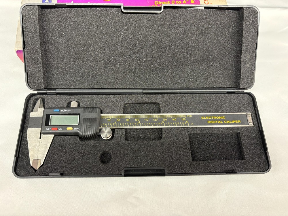Cen-Tech 6in Digital Caliper Electronic Measuring Tool w Case Box 47257 Tested