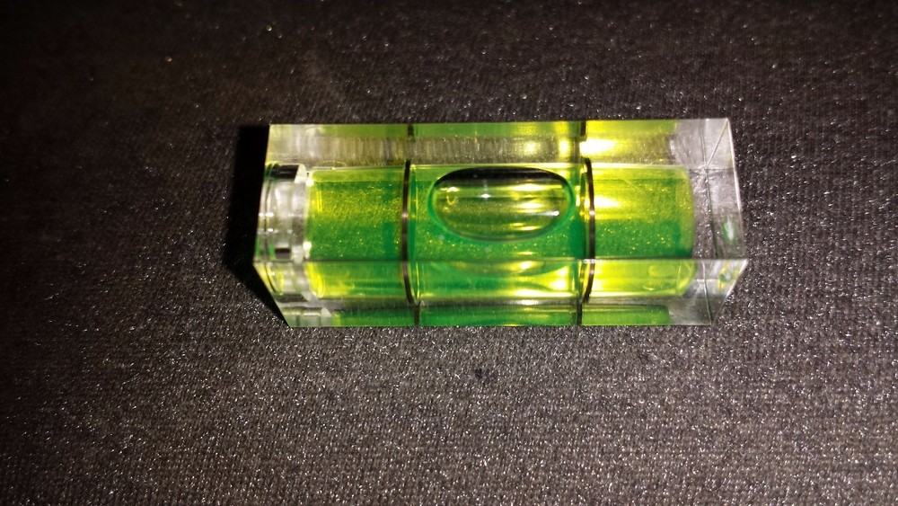 LEVEL VIAL - S29 - 1 BUBBLE - CLEAR HARD PLASTIC - GREEN LIQUID