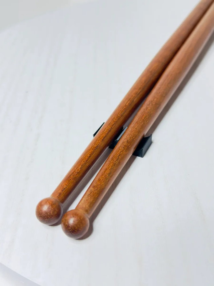 Chechen wood 2B extra long taper beaded tip