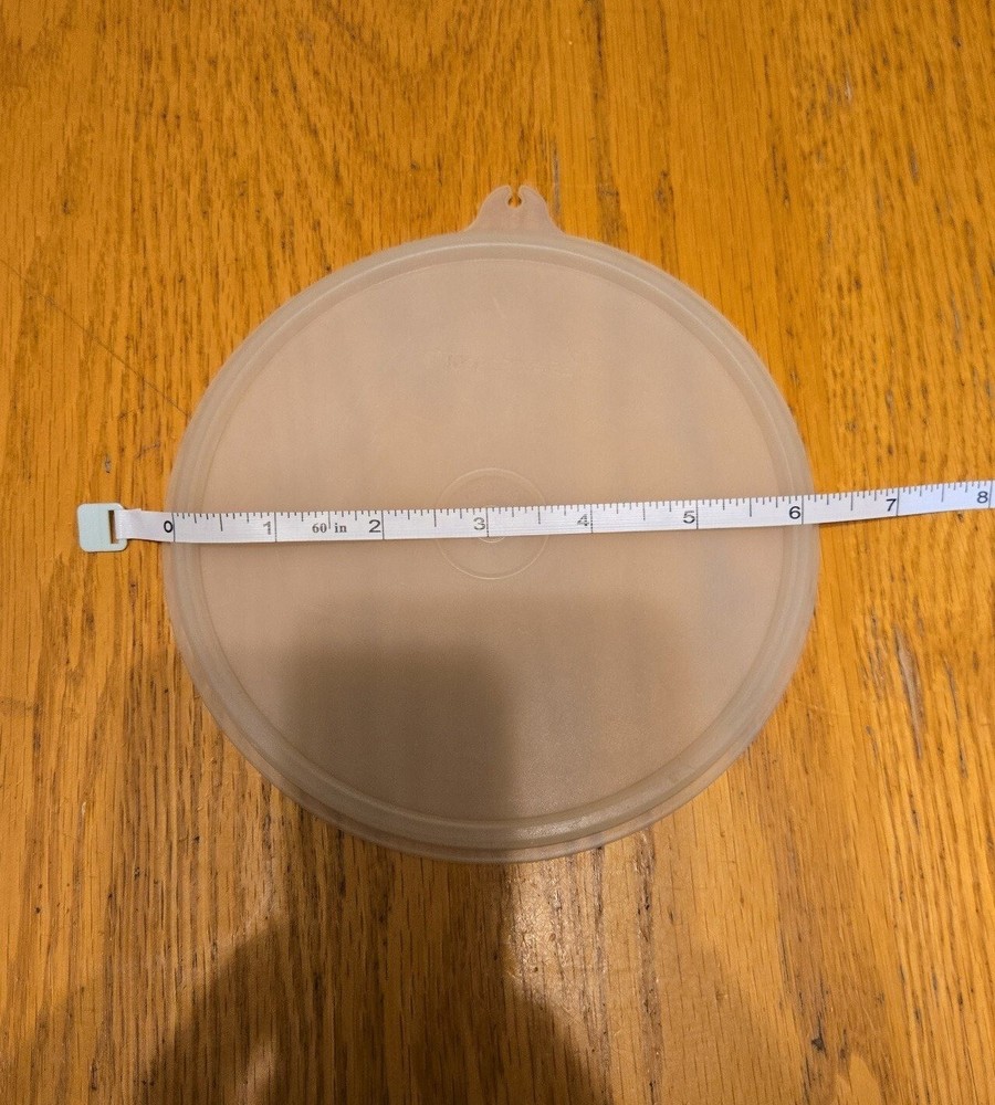 Tupperware replacement lid 227-24
