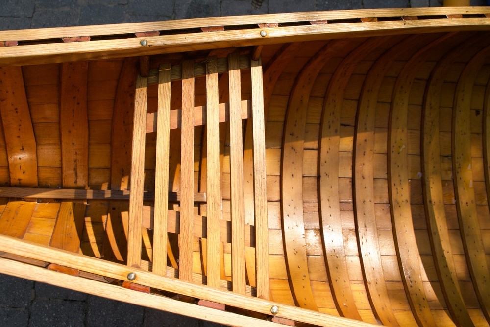 Stunning 16' Chestnut Prospector canoe