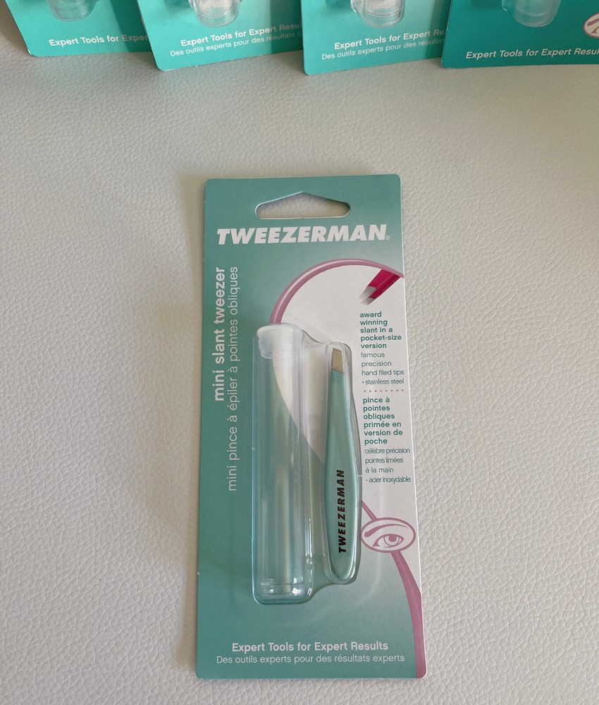 NEW Tweezerman Mini Slant Tweezer **Pick**