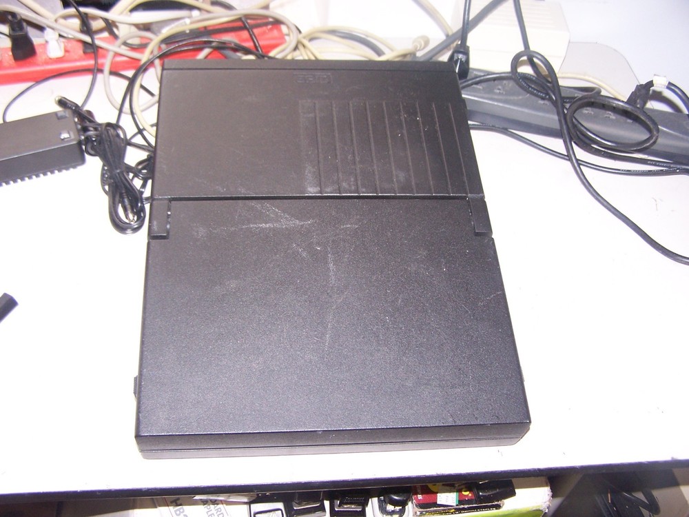 Grid GridCase 1520 Laptop Computer - Sold As Is