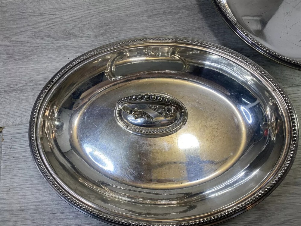 Victorian walker & hall silver Plated Serving Dish with Lid sheffield