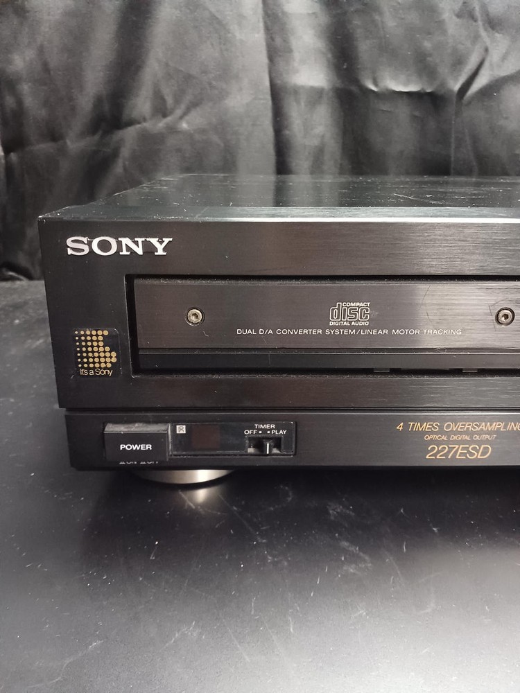 SONY CDP-227ESD | CD Player in Good Condition