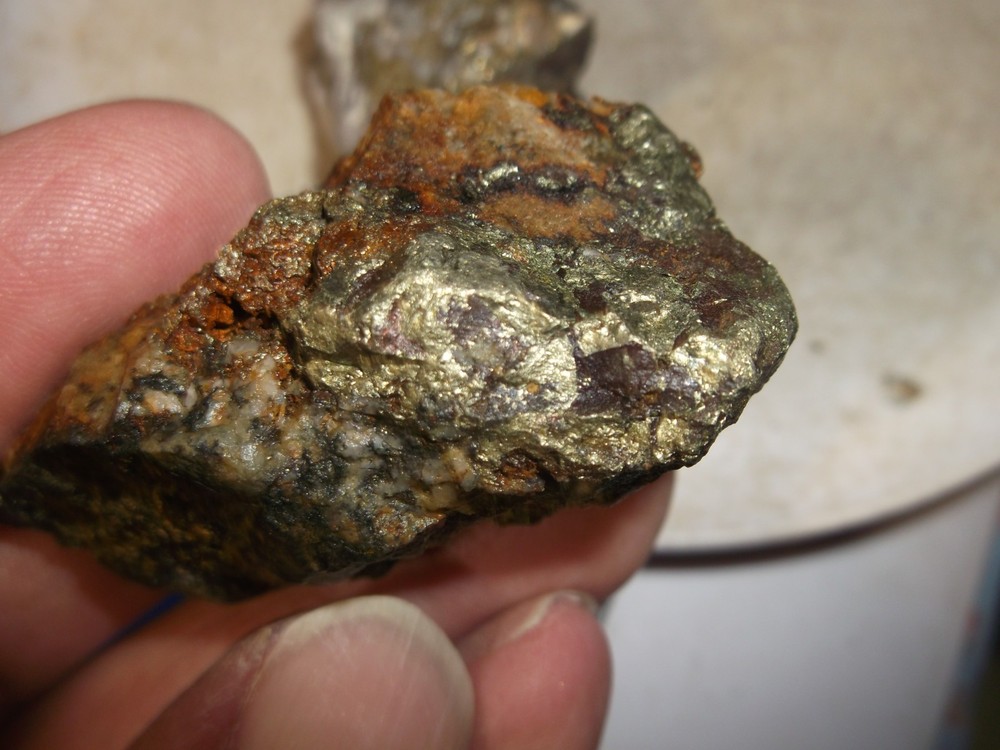 Gold, silver, copper, 78 grams samples ,ore high grade .