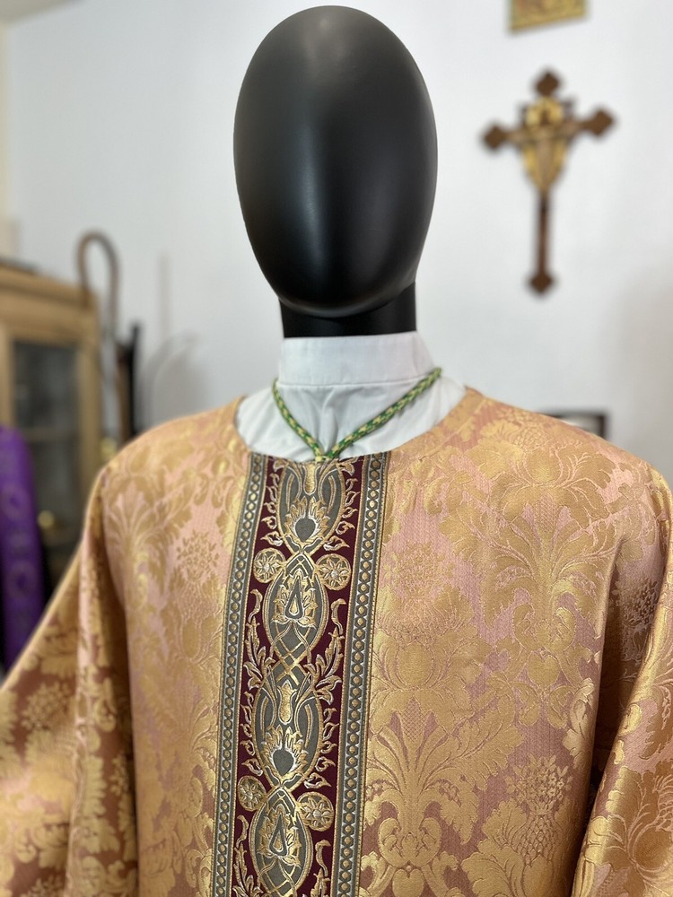 ROSE CHASUBLE + STOLE ROSE0005