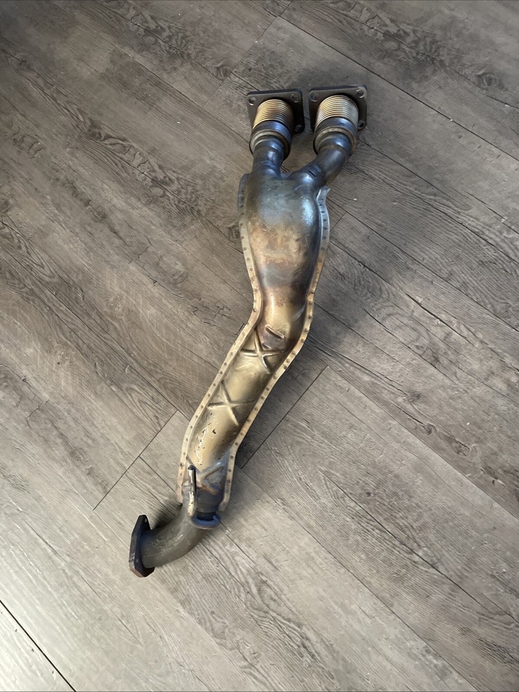 2001 Eurovan 2.8L Exhaust Down Pipe USED.