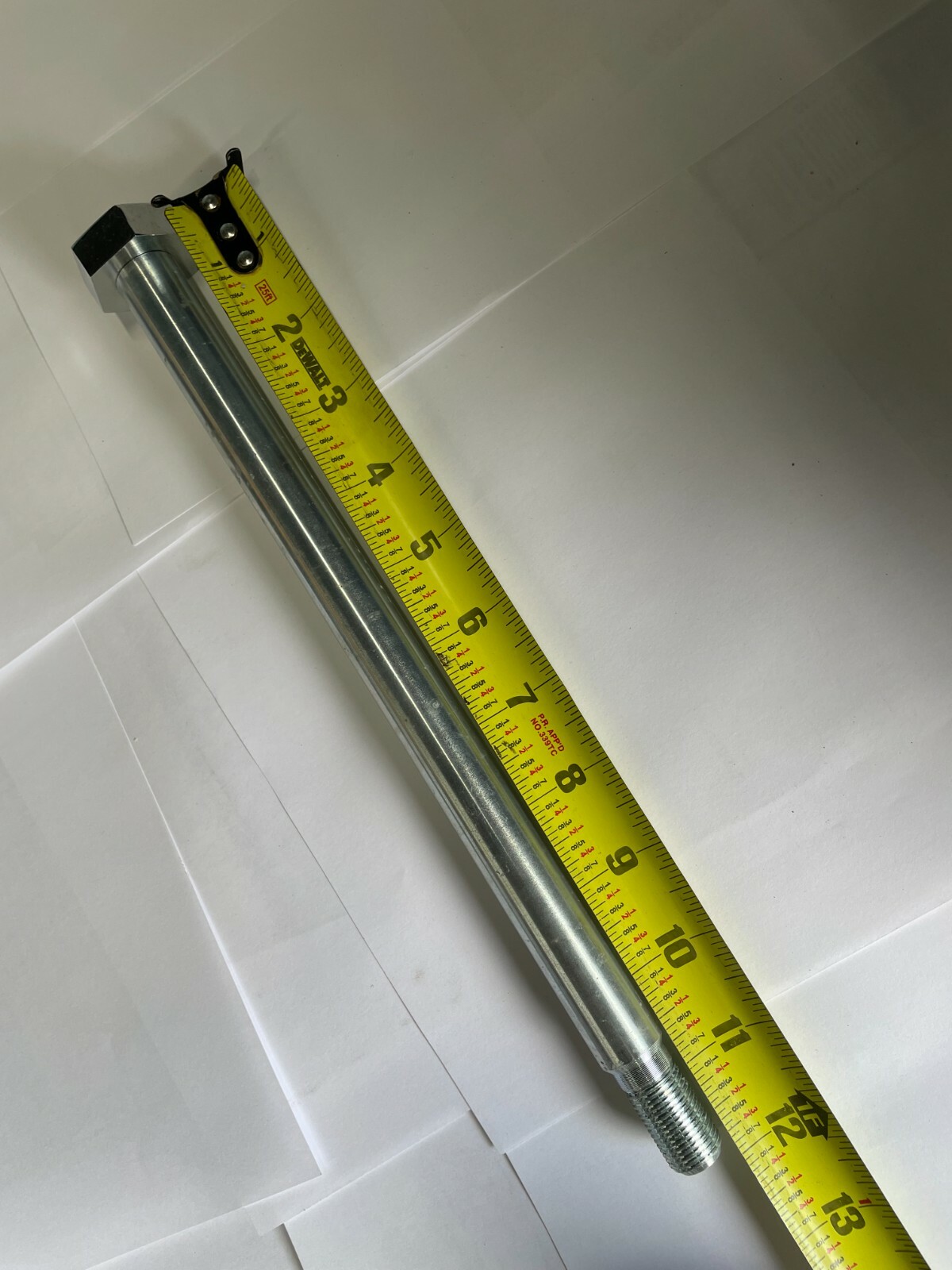 Harley Davidson rear axle OEM # 41552-73 3/4"x11+1/2" 1973-1984 FXR FL FLH FX