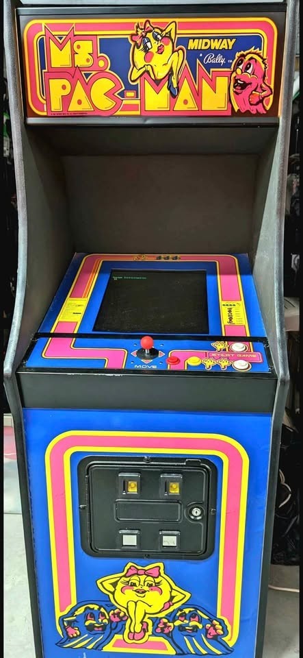 Ms PAC-MAN ARCADE MIDWAY COIN MACHINE