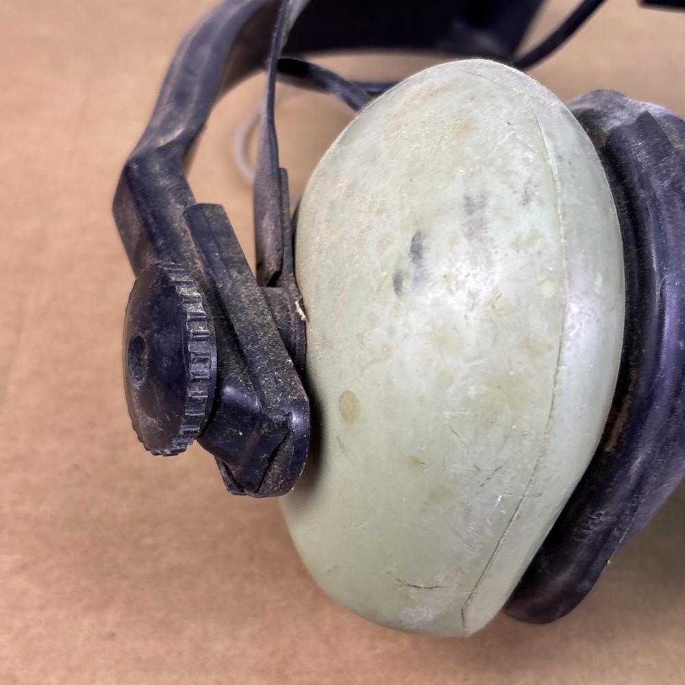 DAVID CLARK H5040 Behind-The-Head Voice Powered Headset MISSING PLUG